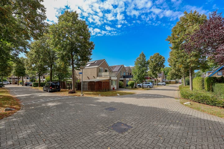 Photo 57 of Schipbeekstraat 4