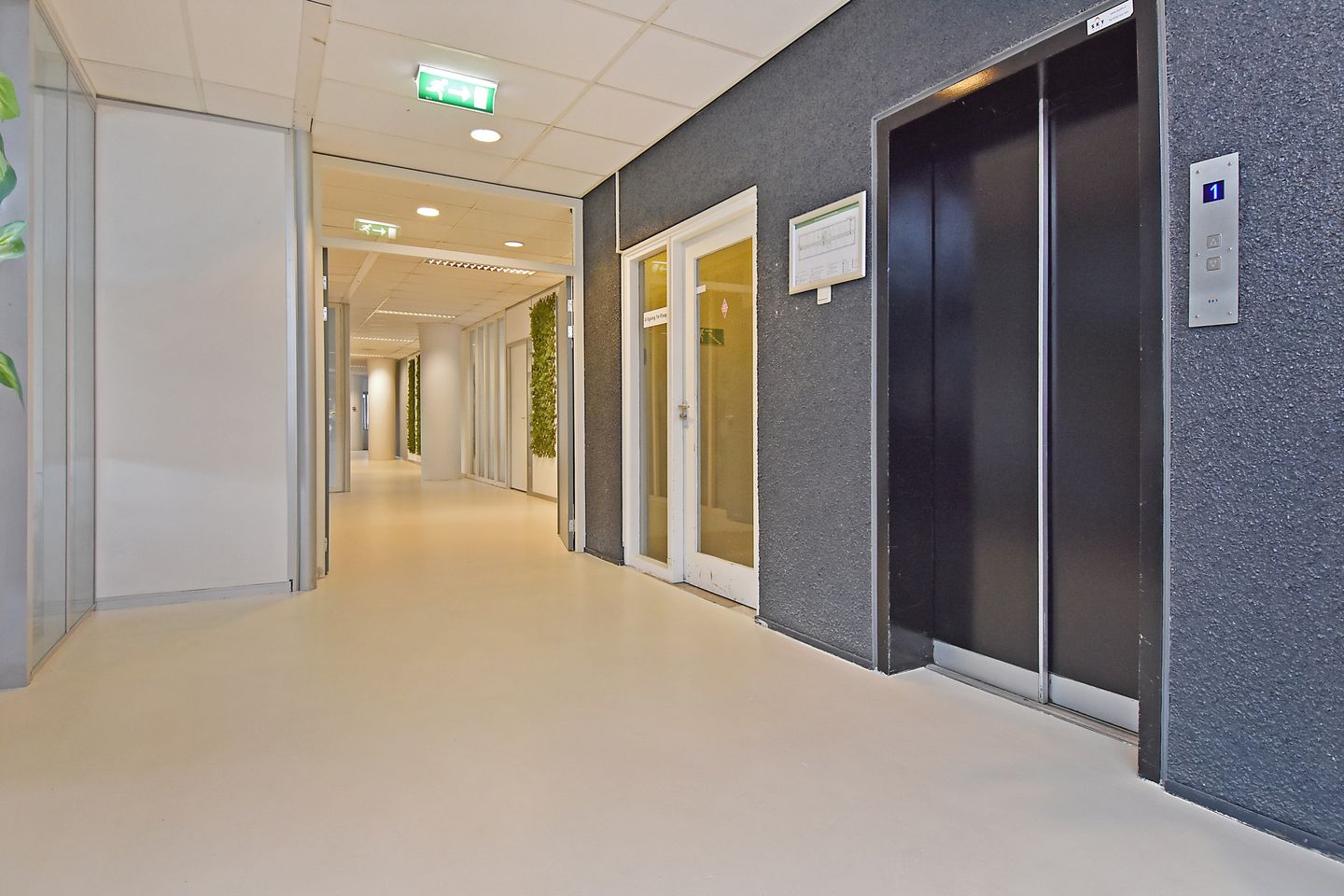 Bekijk foto 3 van Polakweg 7