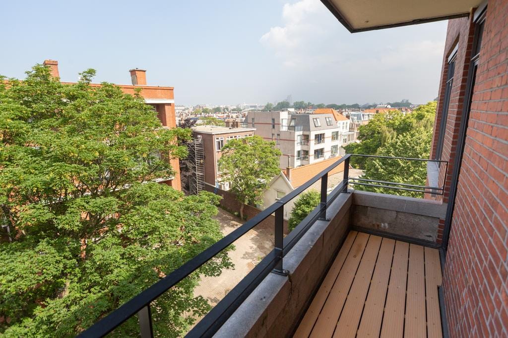 Foto 7 van Van Stolkweg 14-B6