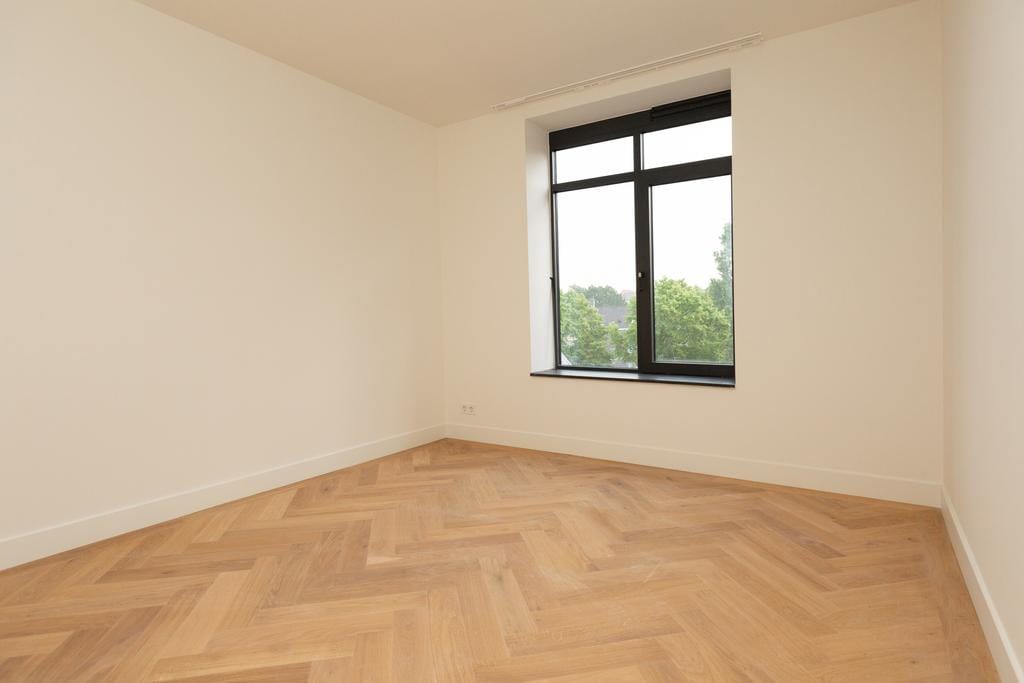 Foto 10 van Van Stolkweg 14-B6