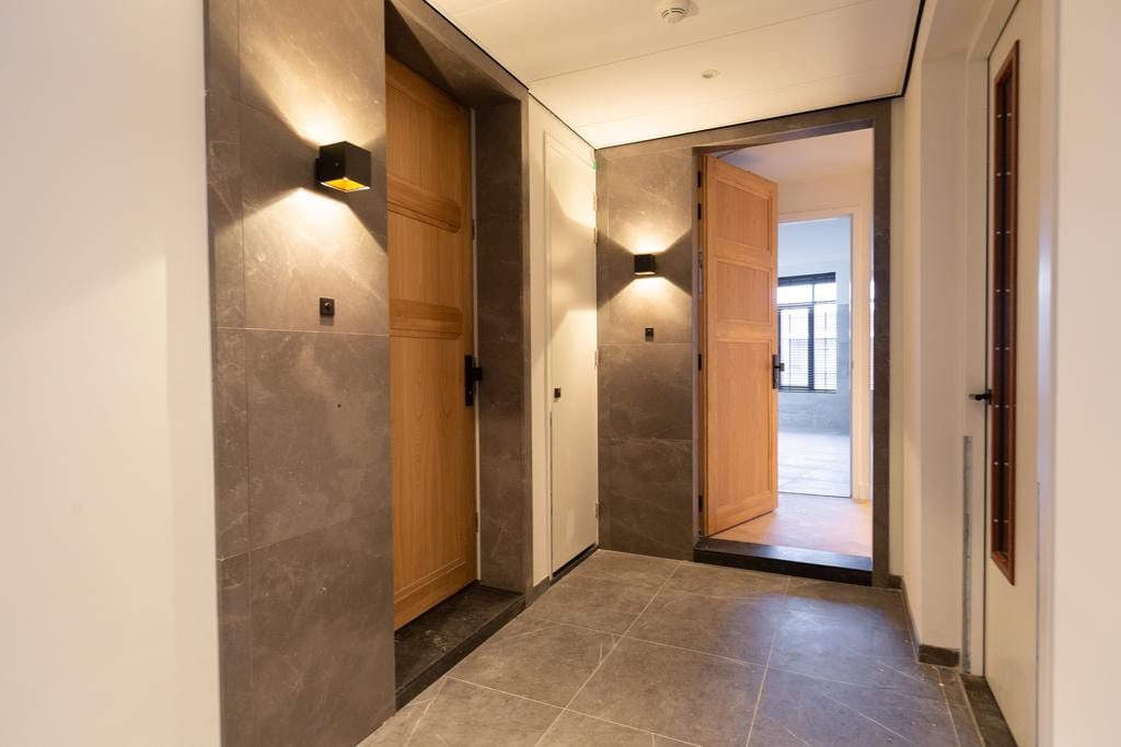 Foto 18 van Van Stolkweg 14-B6