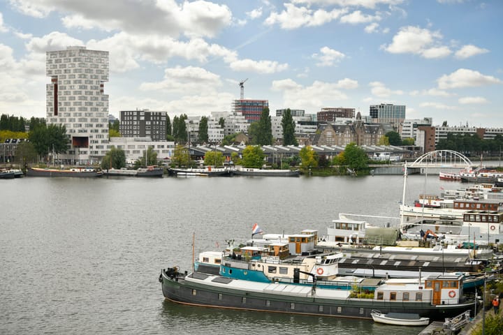 Foto 21 van Barcelonaplein 143