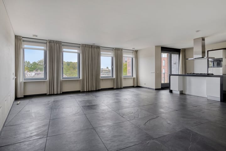 Photo 3 of Oude Bredaseweg 52-B