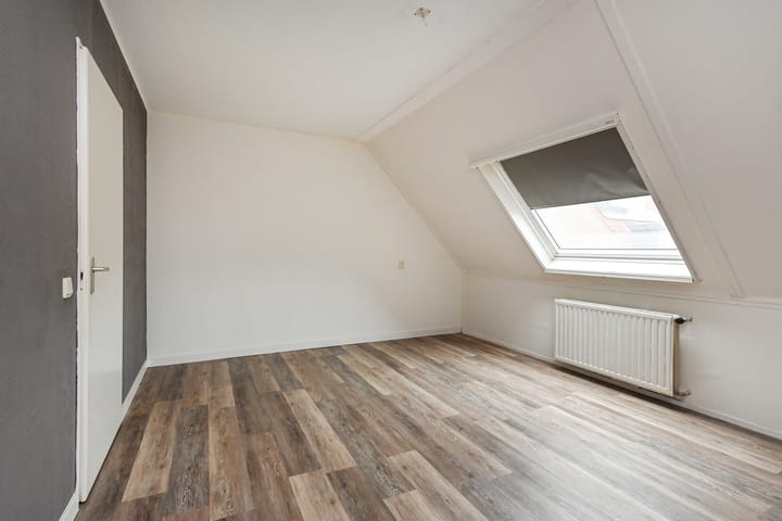 Foto 21 van Linzenakker 32