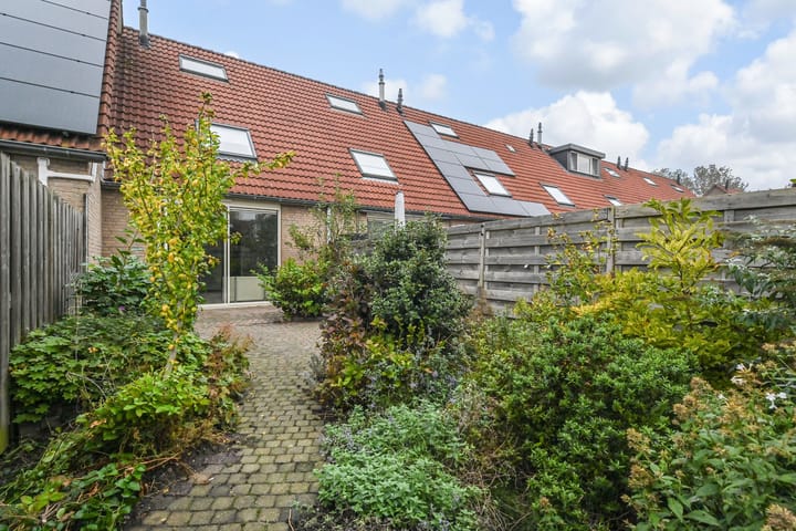 Foto 28 van Linzenakker 32