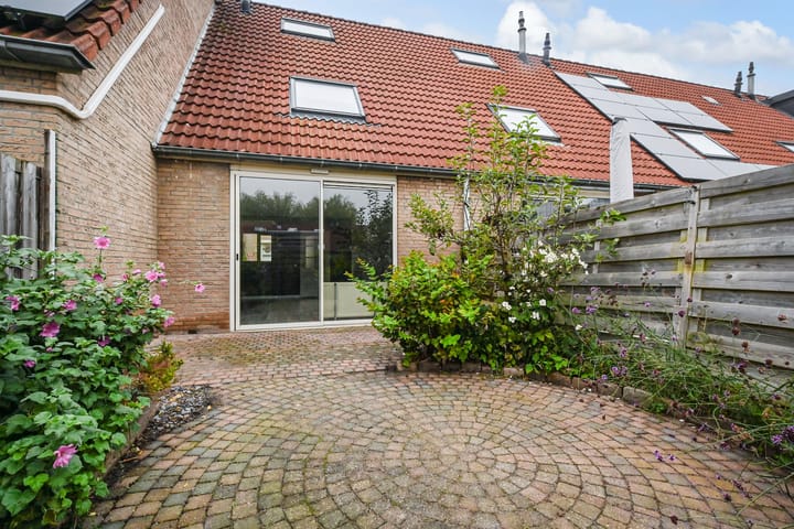 Foto 29 van Linzenakker 32