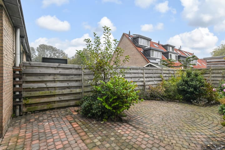 Foto 31 van Linzenakker 32