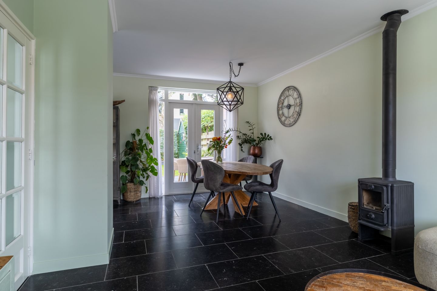 Photo 14 of Jacobus van der Waeyenstraat 16