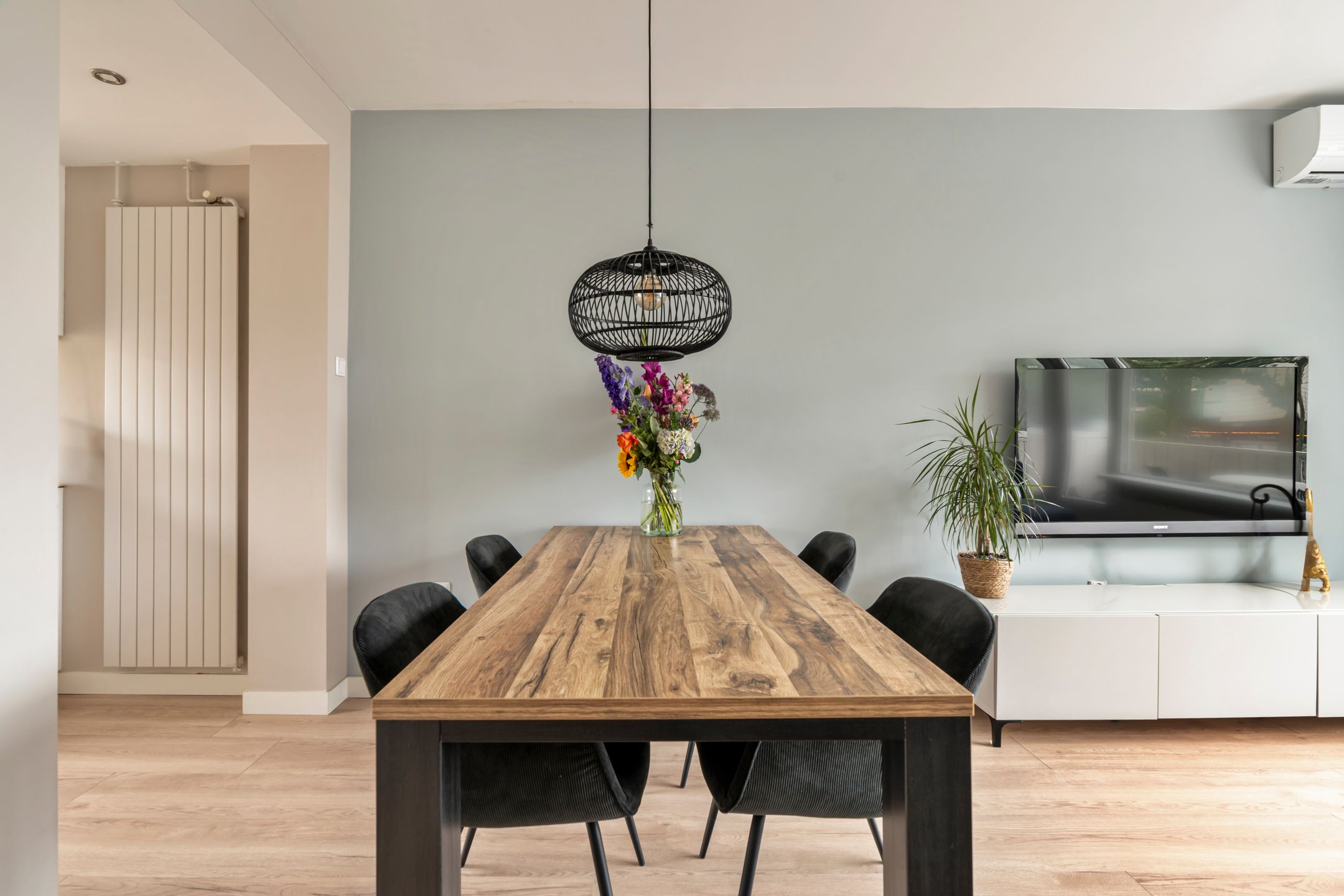 Photo 9 of Graaf Florislaan 14