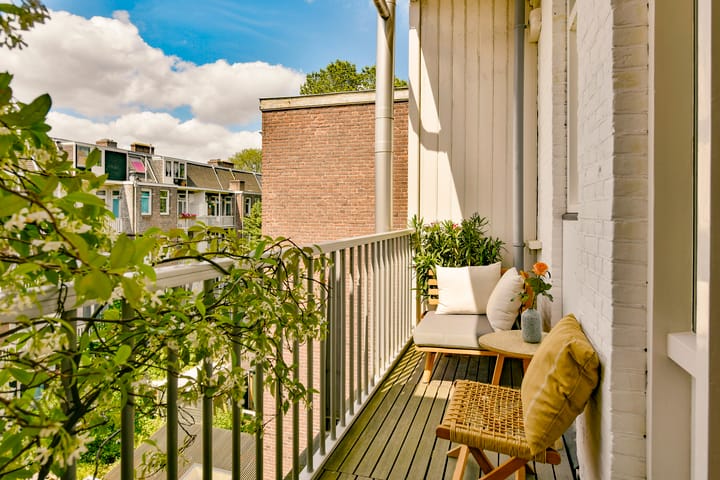 Photo 15 of Frederik Hendrikstraat 10-3