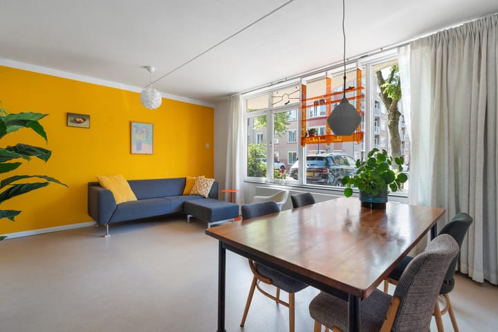 Foto 6 van Minahassastraat 131