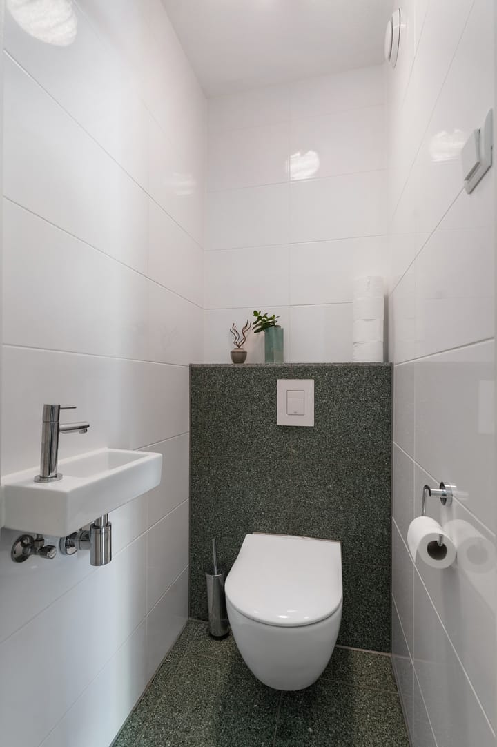 Foto 17 van Minahassastraat 131