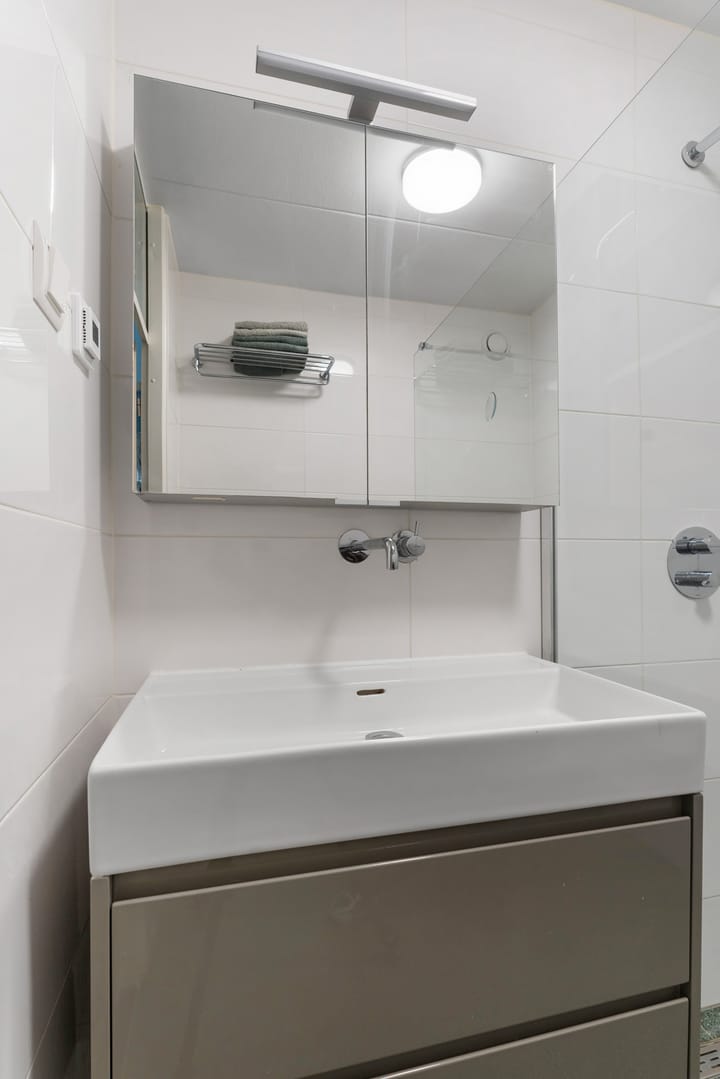 Foto 24 van Minahassastraat 131