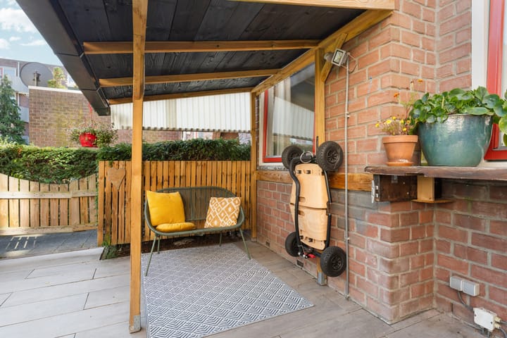 Foto 27 van Minahassastraat 131