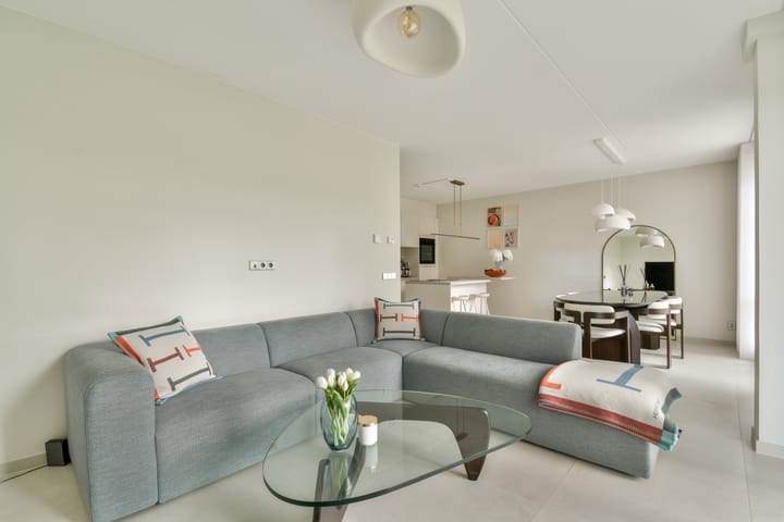 Photo 7 of Van Suchtelen van de Haarestraat 83