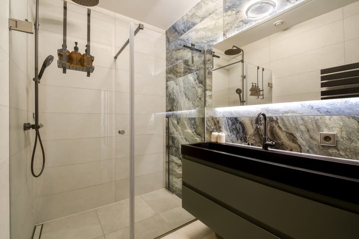 Photo 14 of Van Suchtelen van de Haarestraat 83