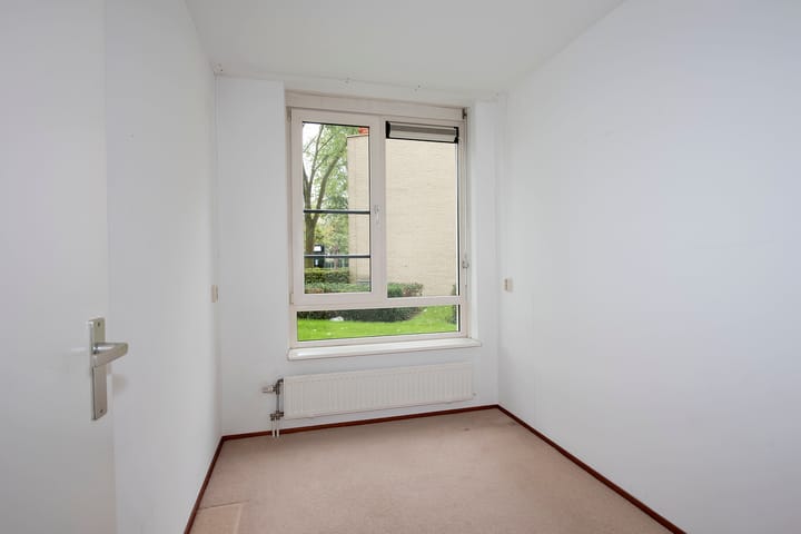 Photo 20 of Hunzestraat 1-A