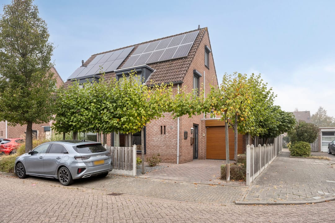 Photo 1 of Trompstraat 9