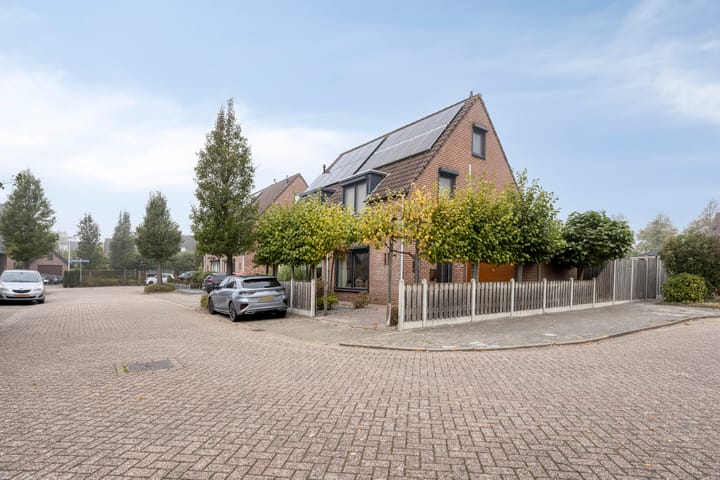 Foto 5 van Trompstraat 9