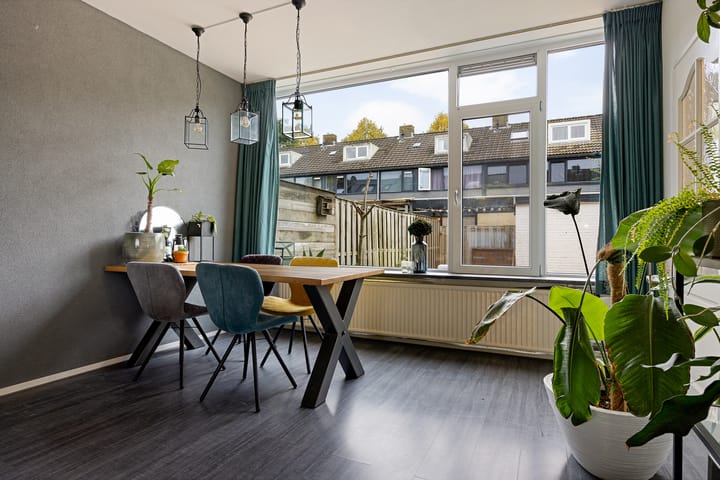 Foto 2 van Robijnstraat 10