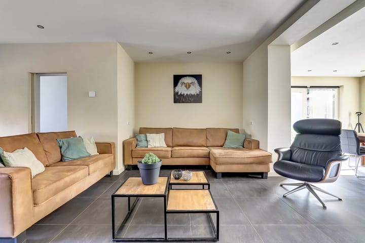 Photo 5 of Bonifaciusstraat 1