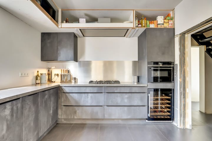 Photo 12 of Bonifaciusstraat 1