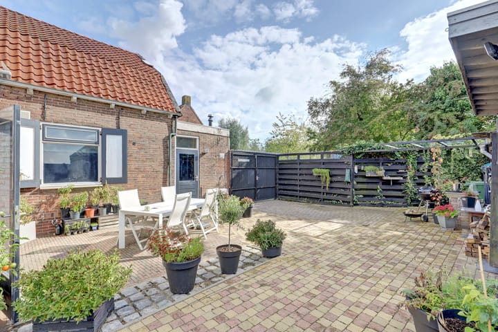 Photo 23 of Bonifaciusstraat 1