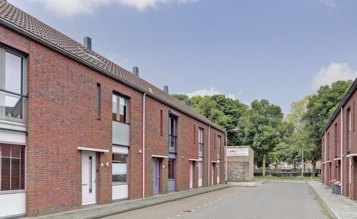 Photo 3 of Sint Eustatiusstraat 62