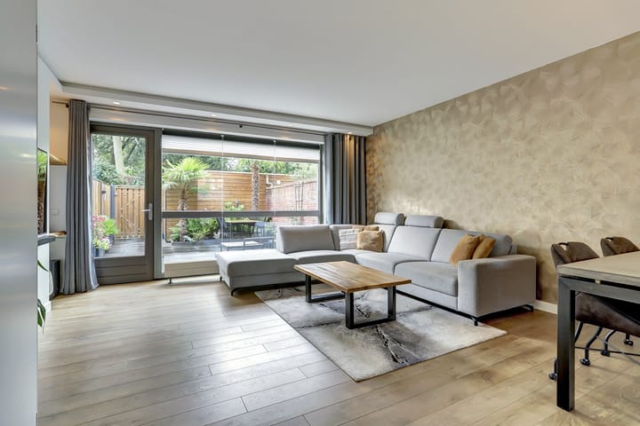 Photo 6 of Sint Eustatiusstraat 62