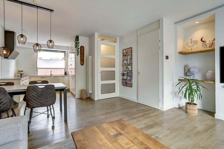 Photo 7 of Sint Eustatiusstraat 62