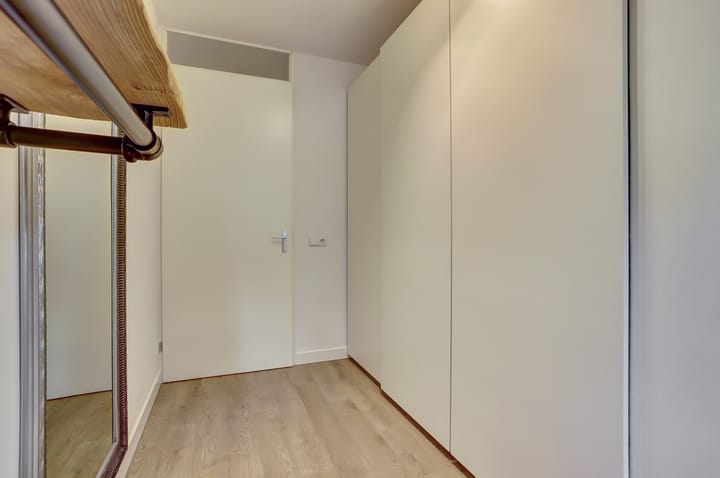 Photo 22 of Sint Eustatiusstraat 62