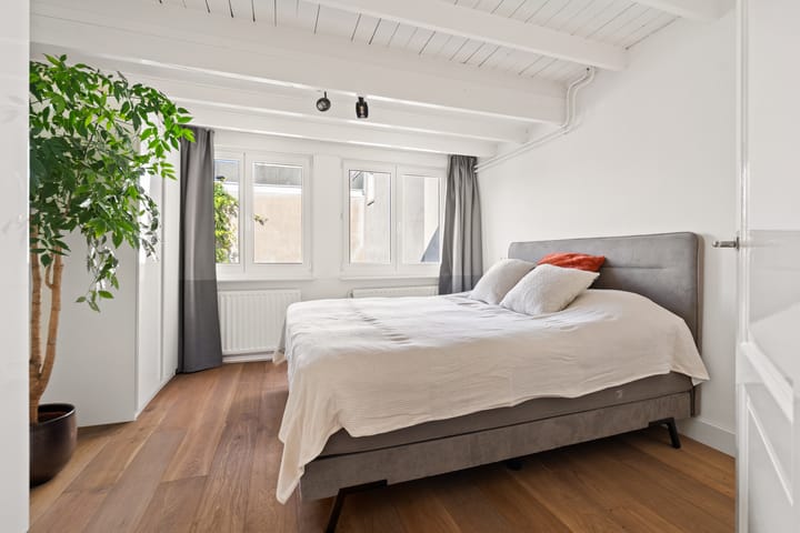 Foto 17 van Oudwijkerveldstraat 110