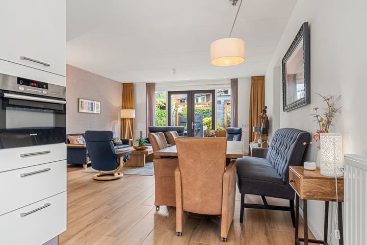 Foto 13 van Bivak 10