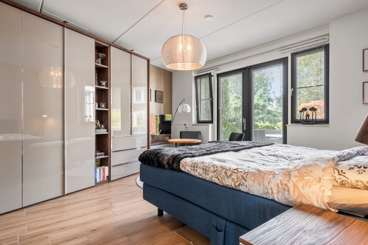 Foto 15 van Bivak 10