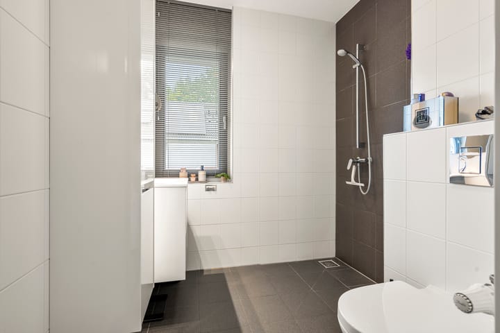 Foto 27 van Bivak 10