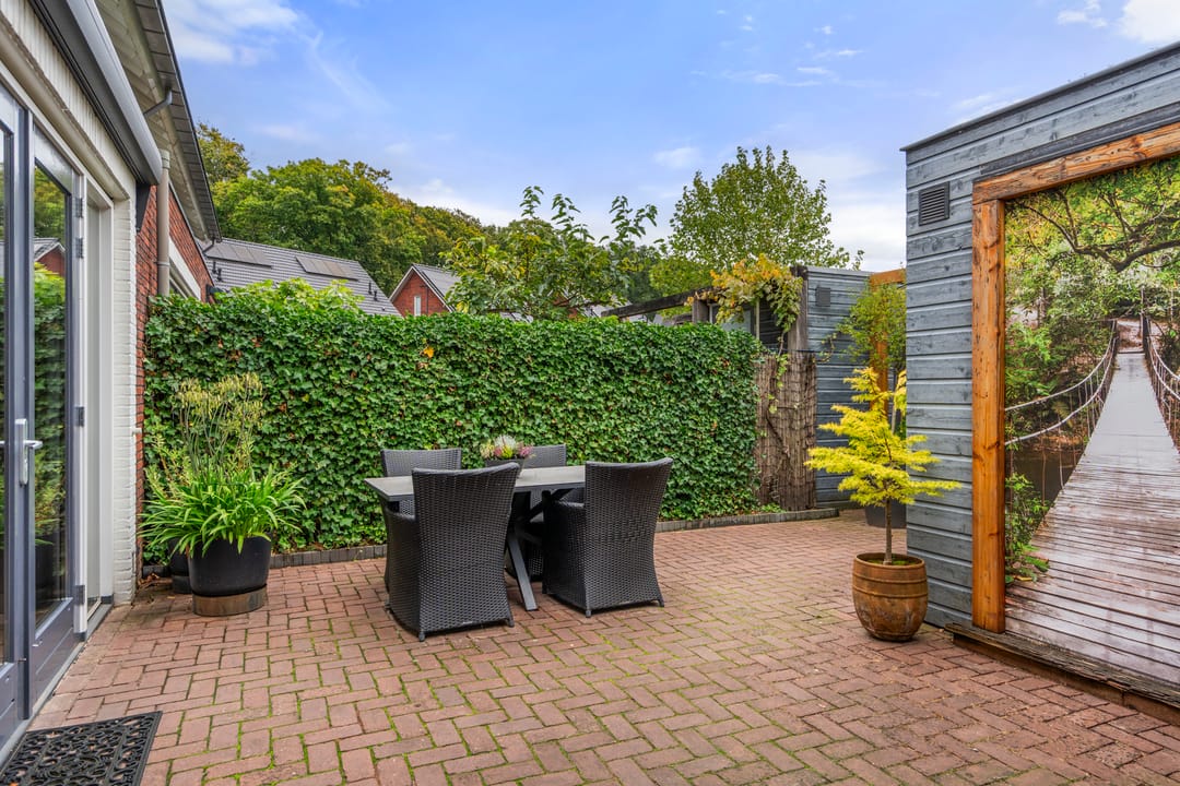 Photo 37 of Bivak 10