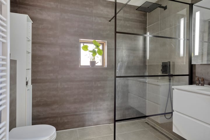 Photo 18 of Hertsmuntlaan 8