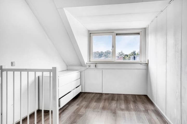 Photo 23 of Hertsmuntlaan 8