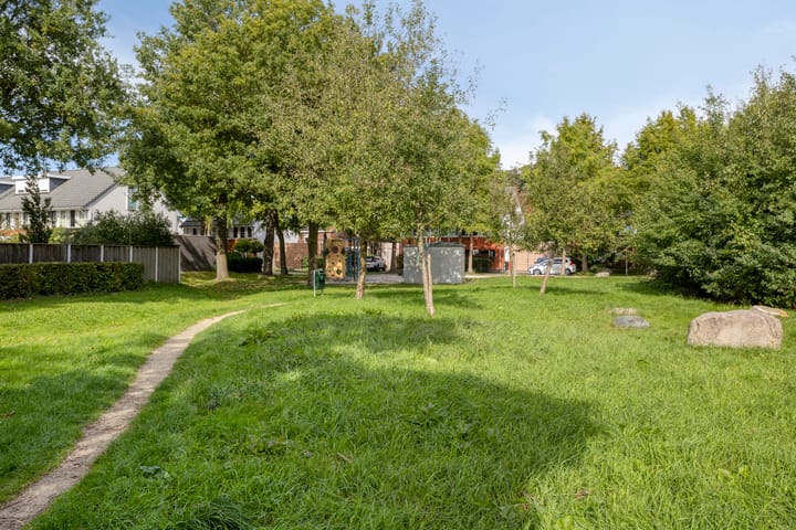 Photo 31 of Hertsmuntlaan 8