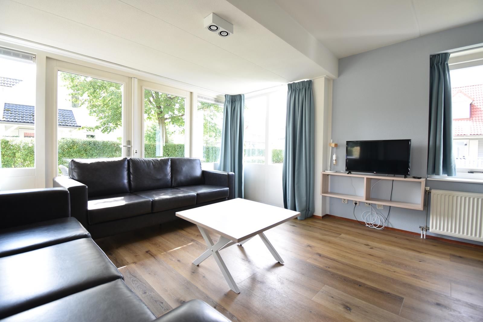 4-bedroom freehold villa in Bruinisse — photo 3 of 5