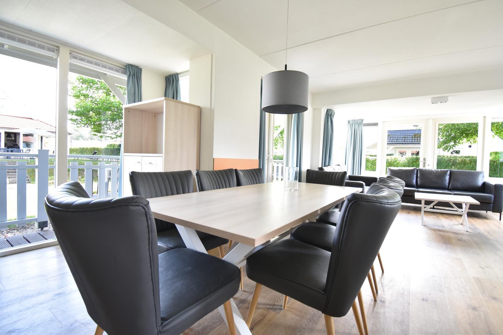 4-bedroom freehold villa in Bruinisse — photo 5 of 5