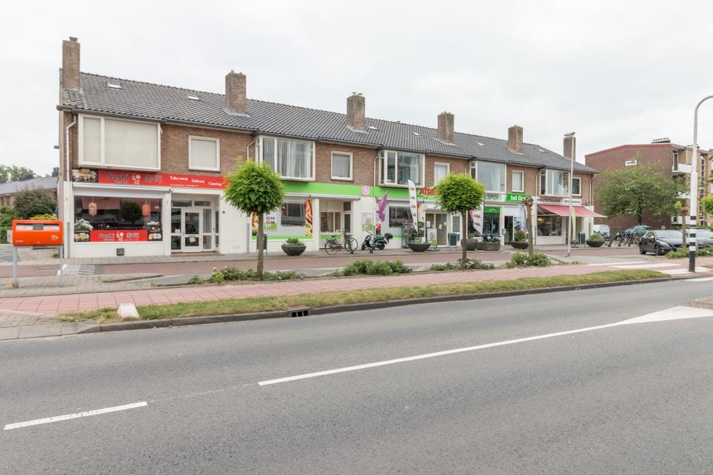 Burgemeester Jur. Visserlaan 8-A