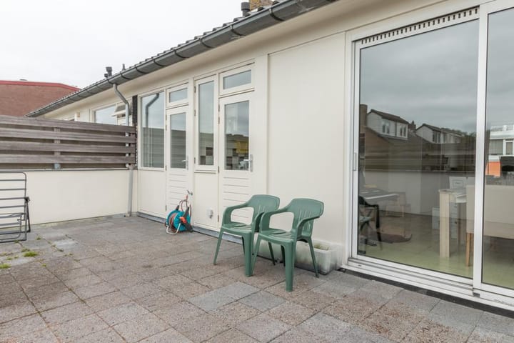 Foto 13 van Burgemeester Jur. Visserlaan 8-A