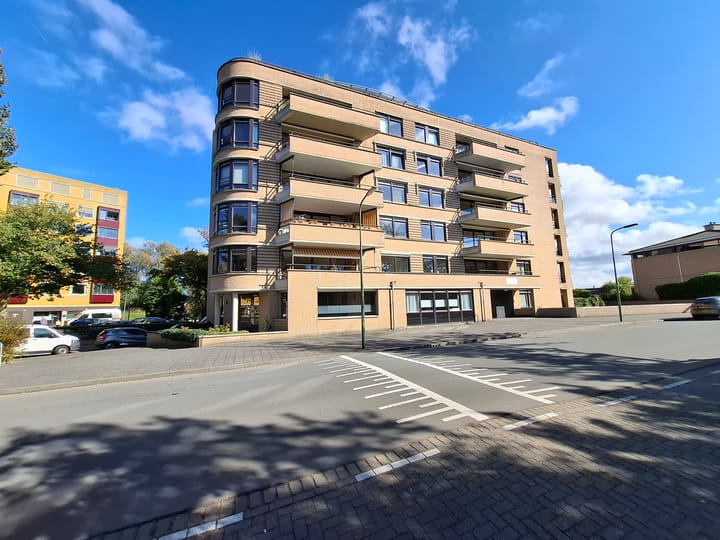 Photo 1 of Daal en Bergselaan 54-F