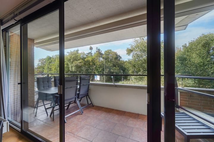 Photo 12 of Daal en Bergselaan 54-F