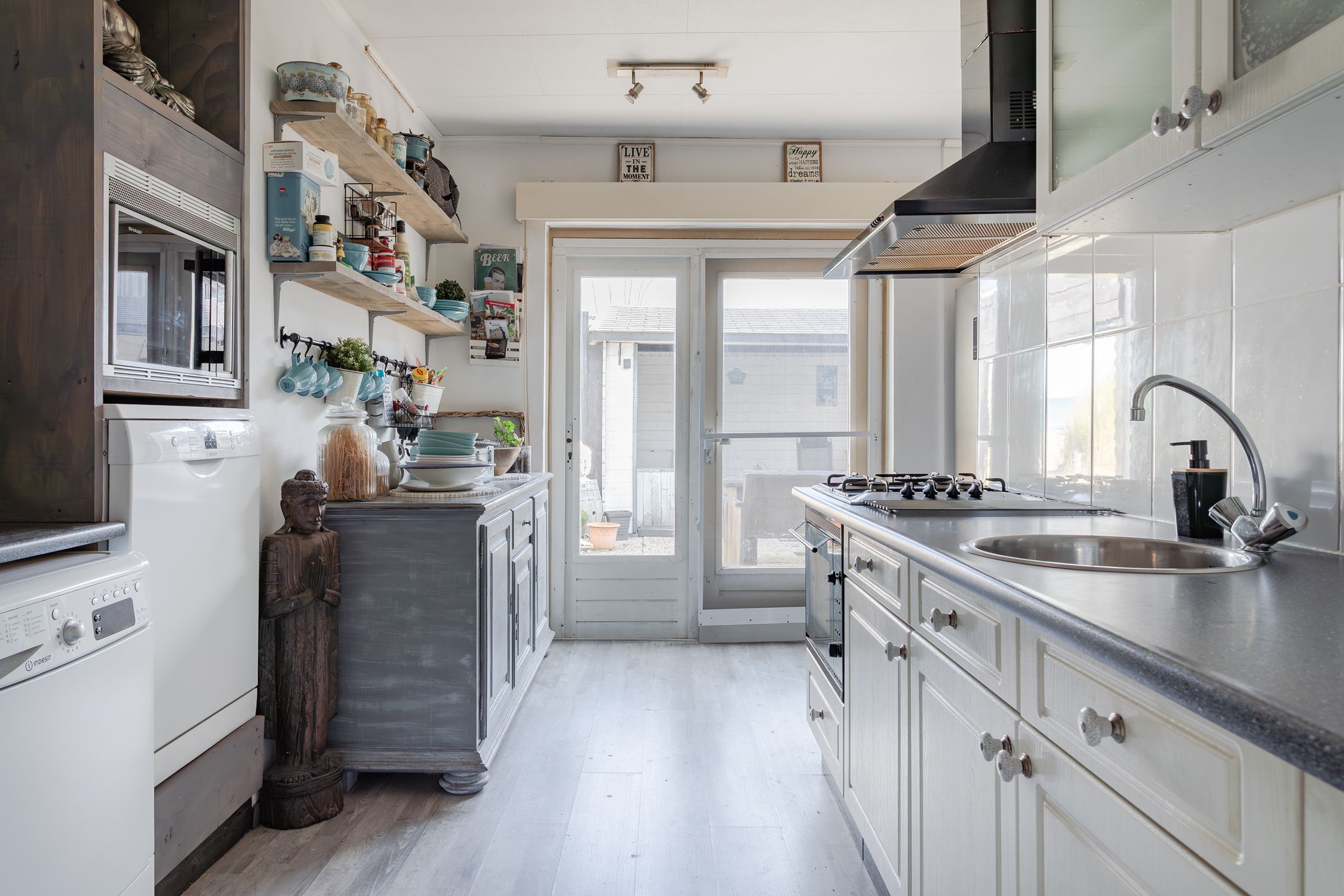 Foto 6 van Helmweg 18