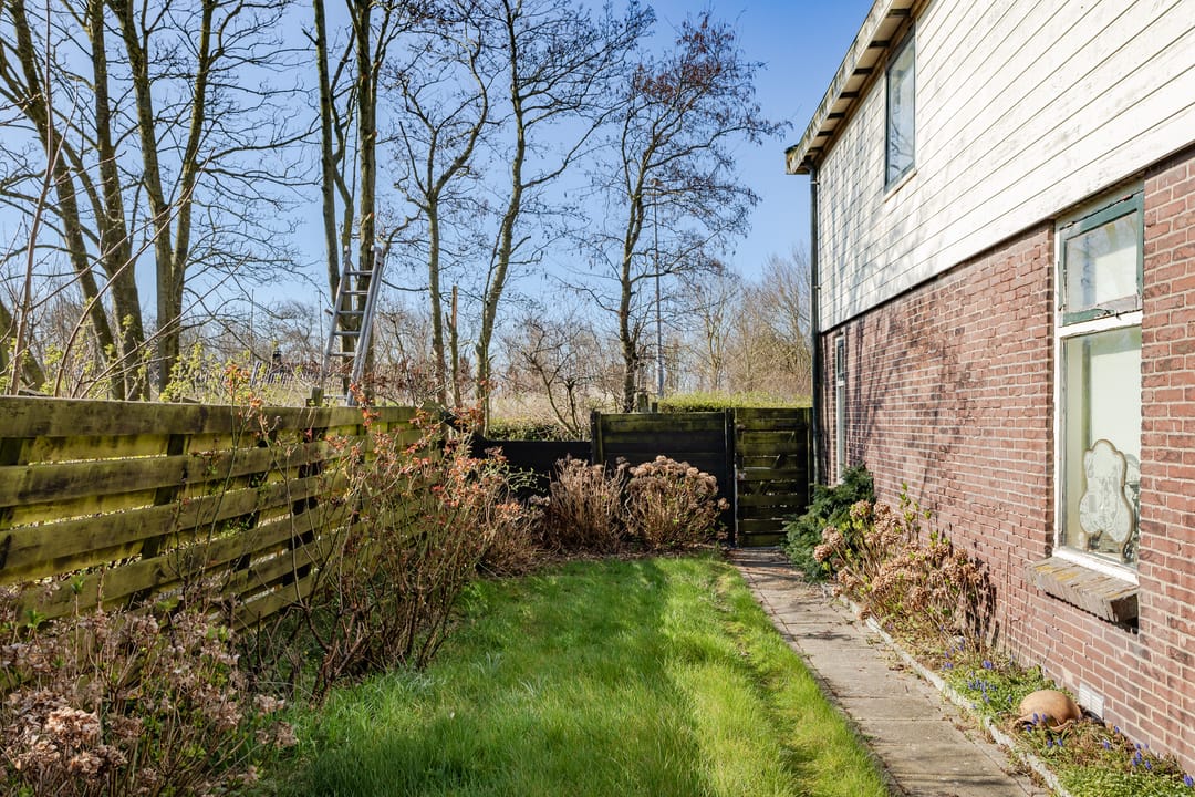 Foto 16 van Helmweg 18