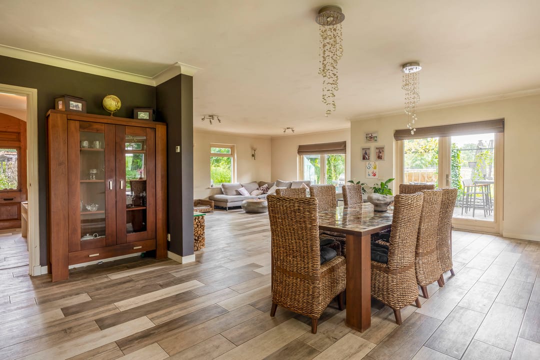 Photo 17 of Hoevensestraat 10