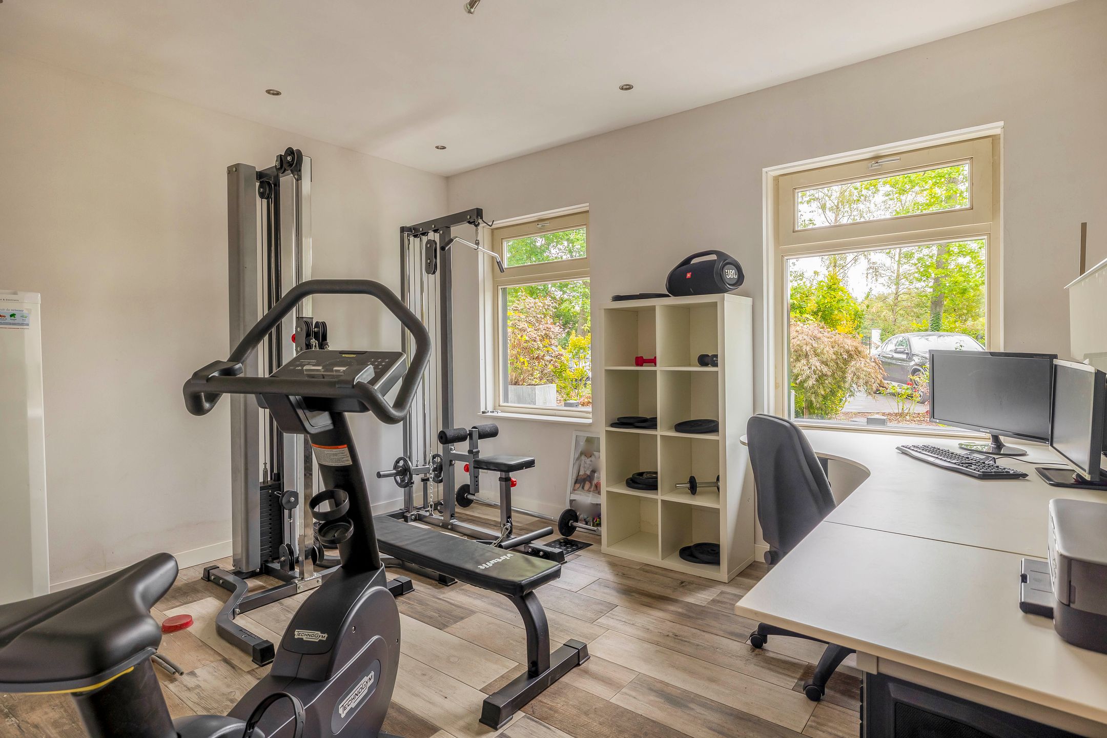 Photo 27 of Hoevensestraat 10