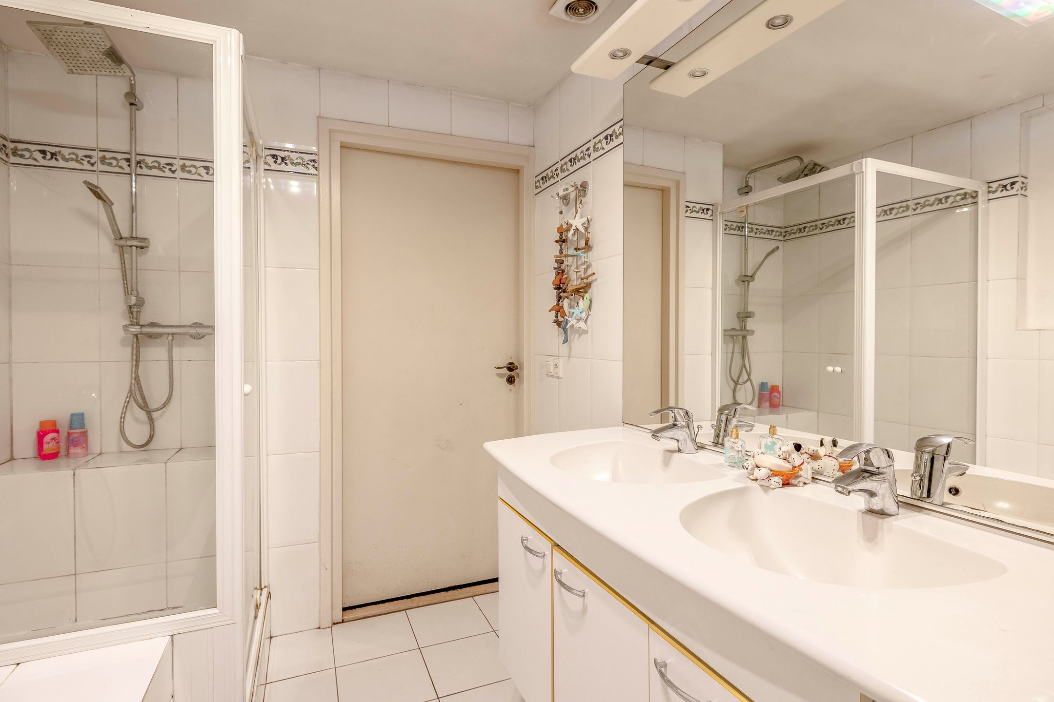 Photo 39 of Hoevensestraat 10